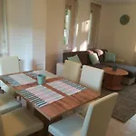 Appartement Balatinus Apartmanhaz Siófok