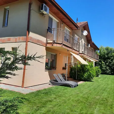 Апартаменты Balatinus Apartmanhaz