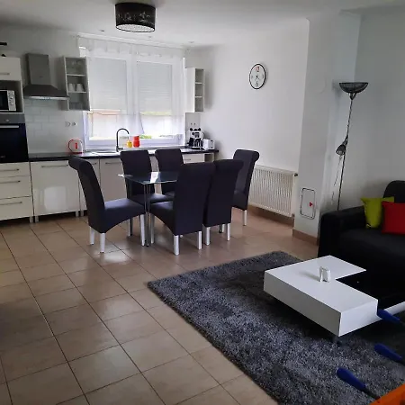 Balatinus Apartmanhaz *