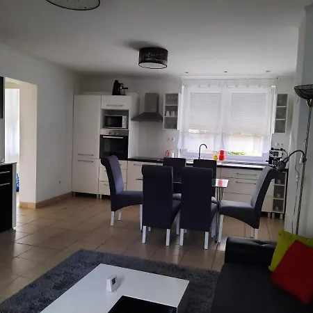 Balatinus Apartmanhaz * Шиофок