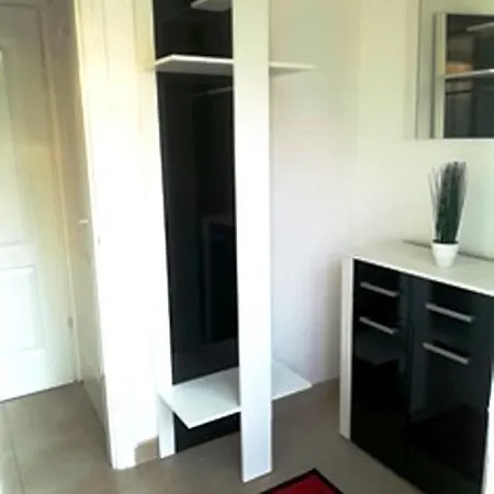 Balatinus Apartmanhaz 公寓 *