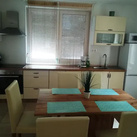 Balatinus Apartmanhaz