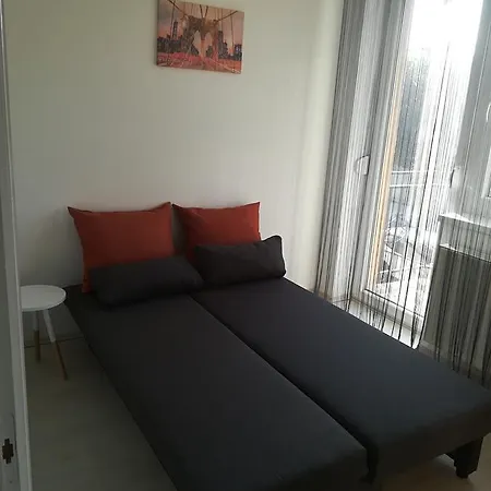 Balatinus Apartmanhaz アパート