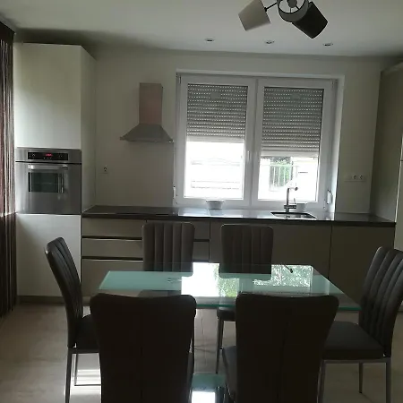 Balatinus Apartmanhaz Siofok