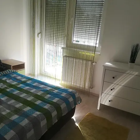 アパート Balatinus Apartmanhaz シオーフォク