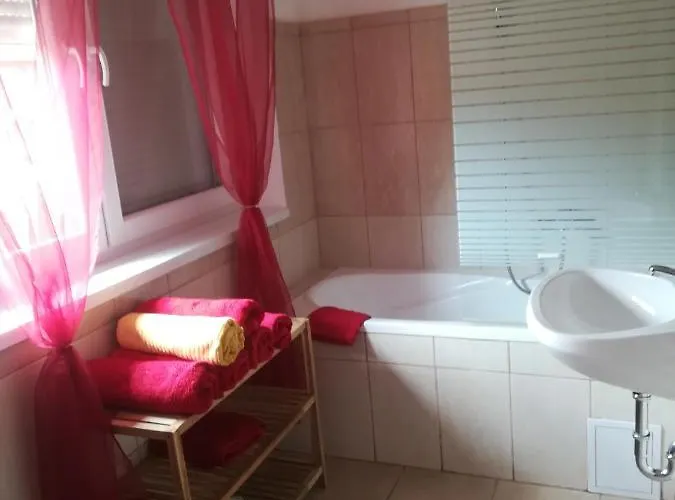 Balatinus Apartmanhaz * シオーフォク